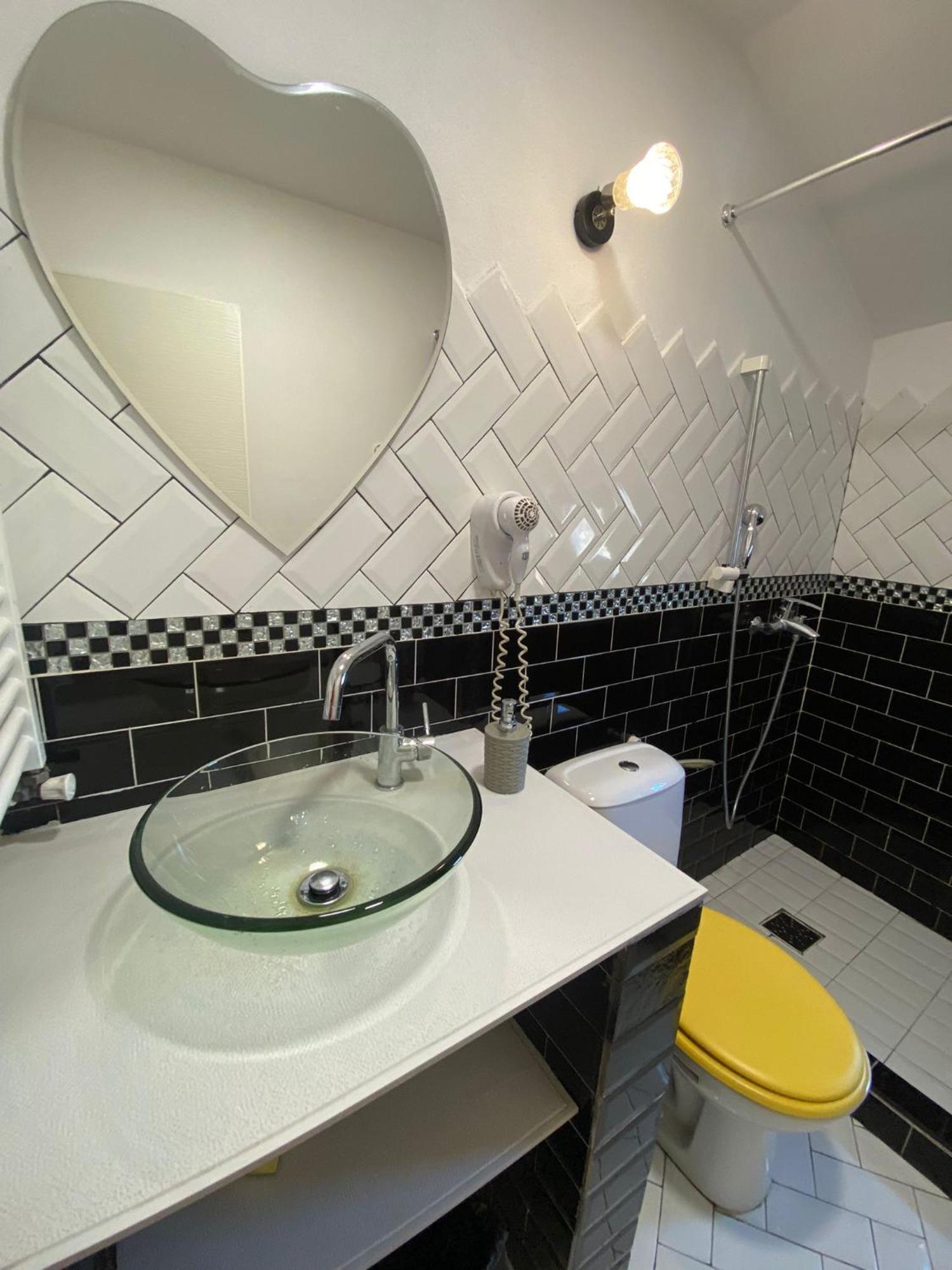 Mercur Central Apartment lux Craiova Cameră foto