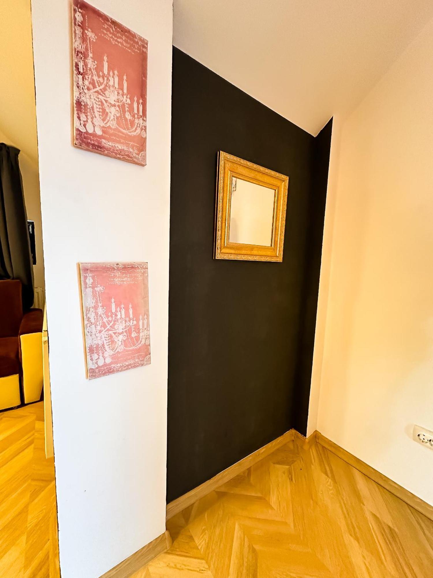 Mercur Central Apartment lux Craiova Exterior foto